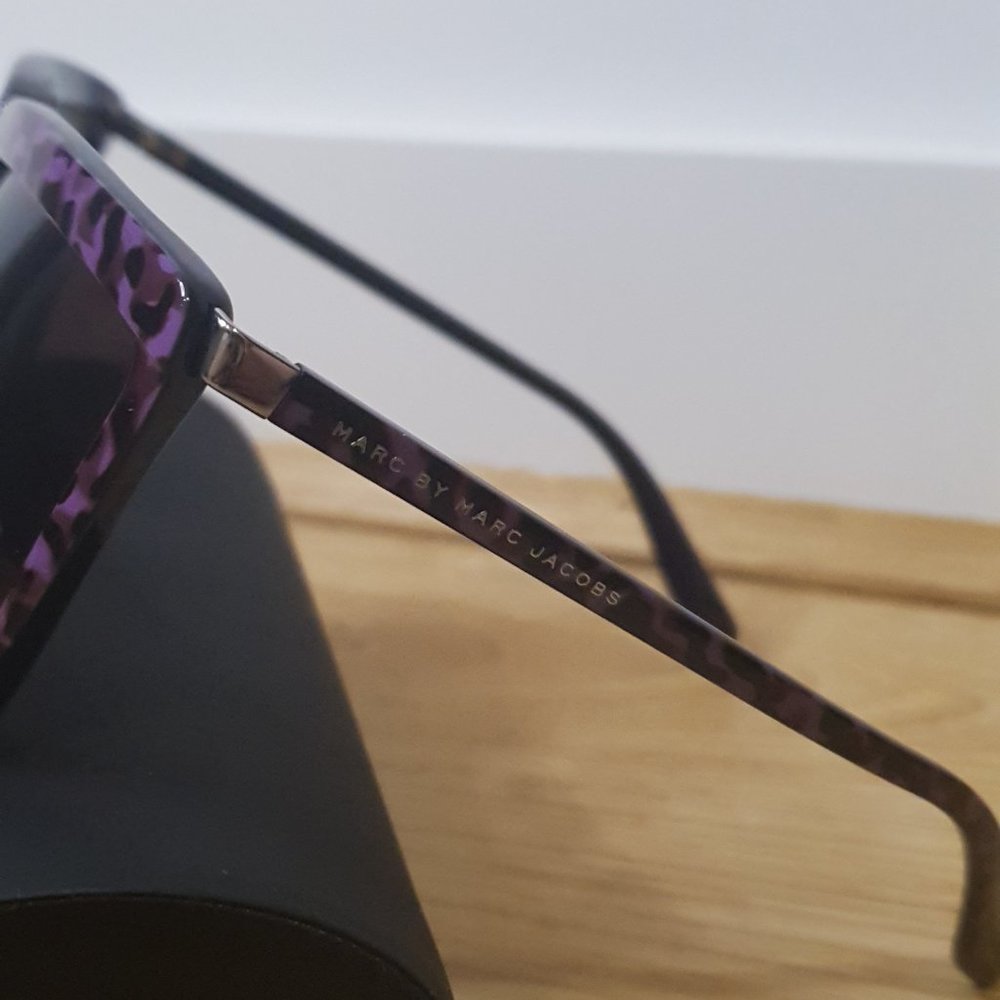 Cat-Eye Pyrple Leopard Print Sunglasses - Picture 4 of 6